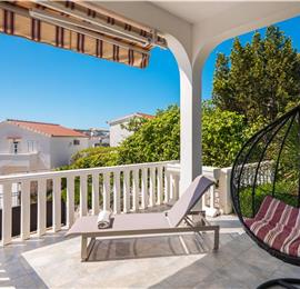 4 Bedroom Villa with Pool near Milna, Brac Island Sleeps 8 